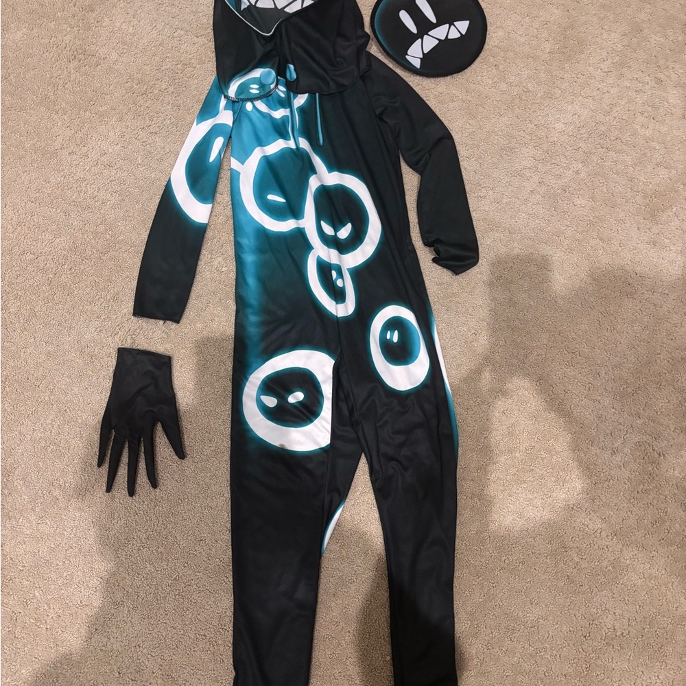 Fortnite Grimey Boys Halloween Costume Size M (8)